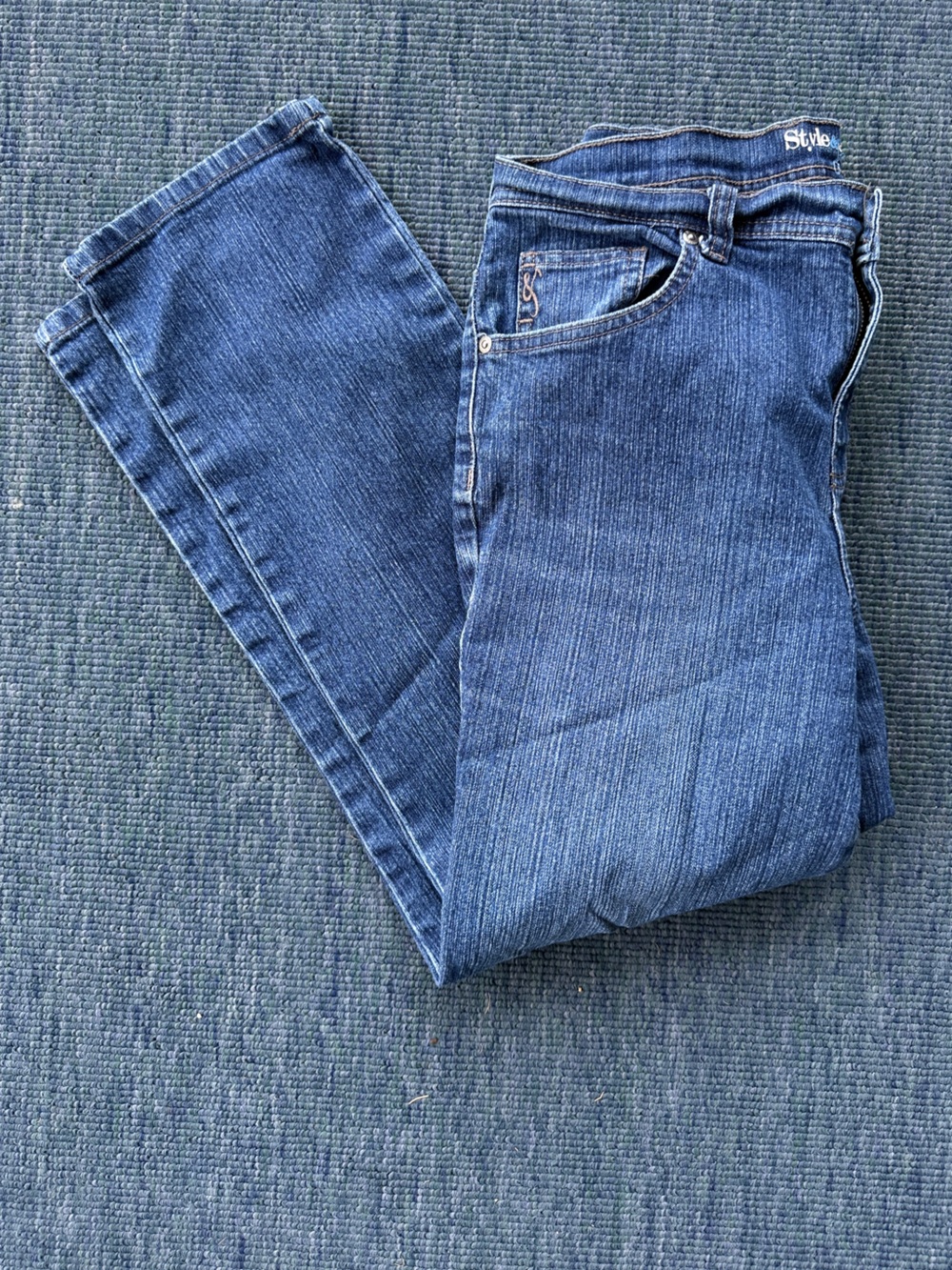 Style & Co. medium Blue super soft Ankle Jeans size 8 Petite